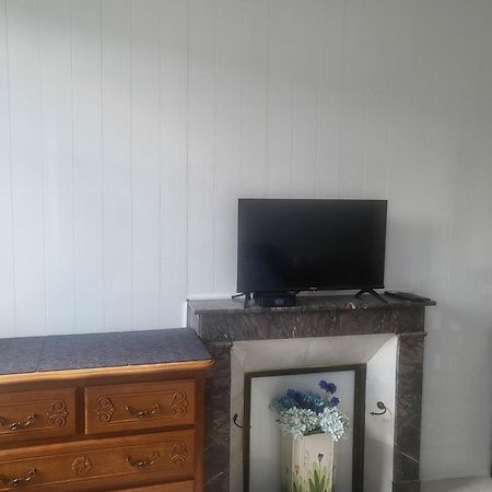 Number 17 B&B Fougerolles-du-Plessis Dış mekan fotoğraf